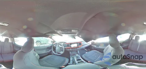 2017 Toyota Tacoma Double Cab z USA, uszkodzony, nr VIN 3TMCZ5AN3HM113928